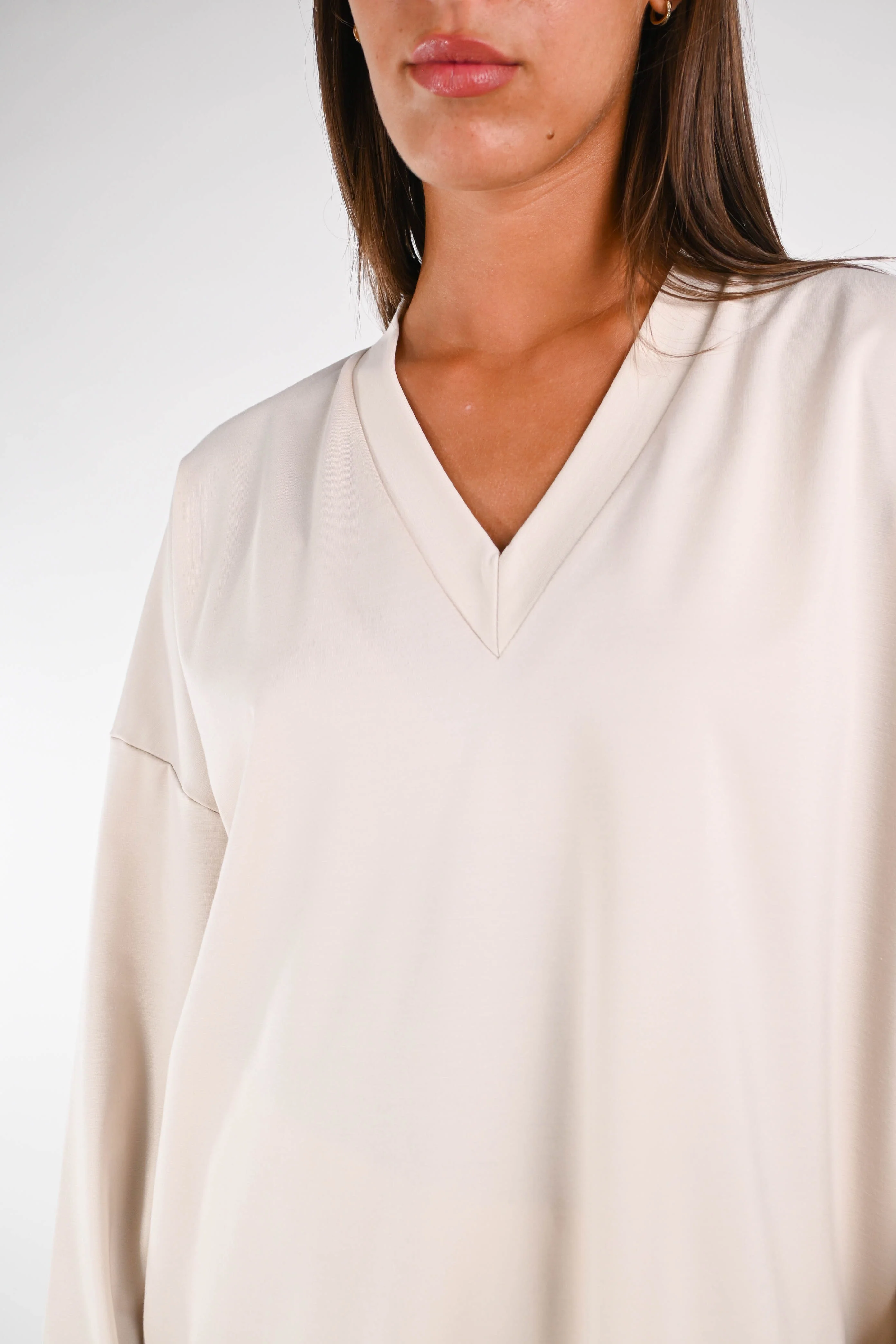 B LOVE - MAGLIA OVER PUNTO MILANO SCOLLO V ART.11515 - BEIGE - Image 5