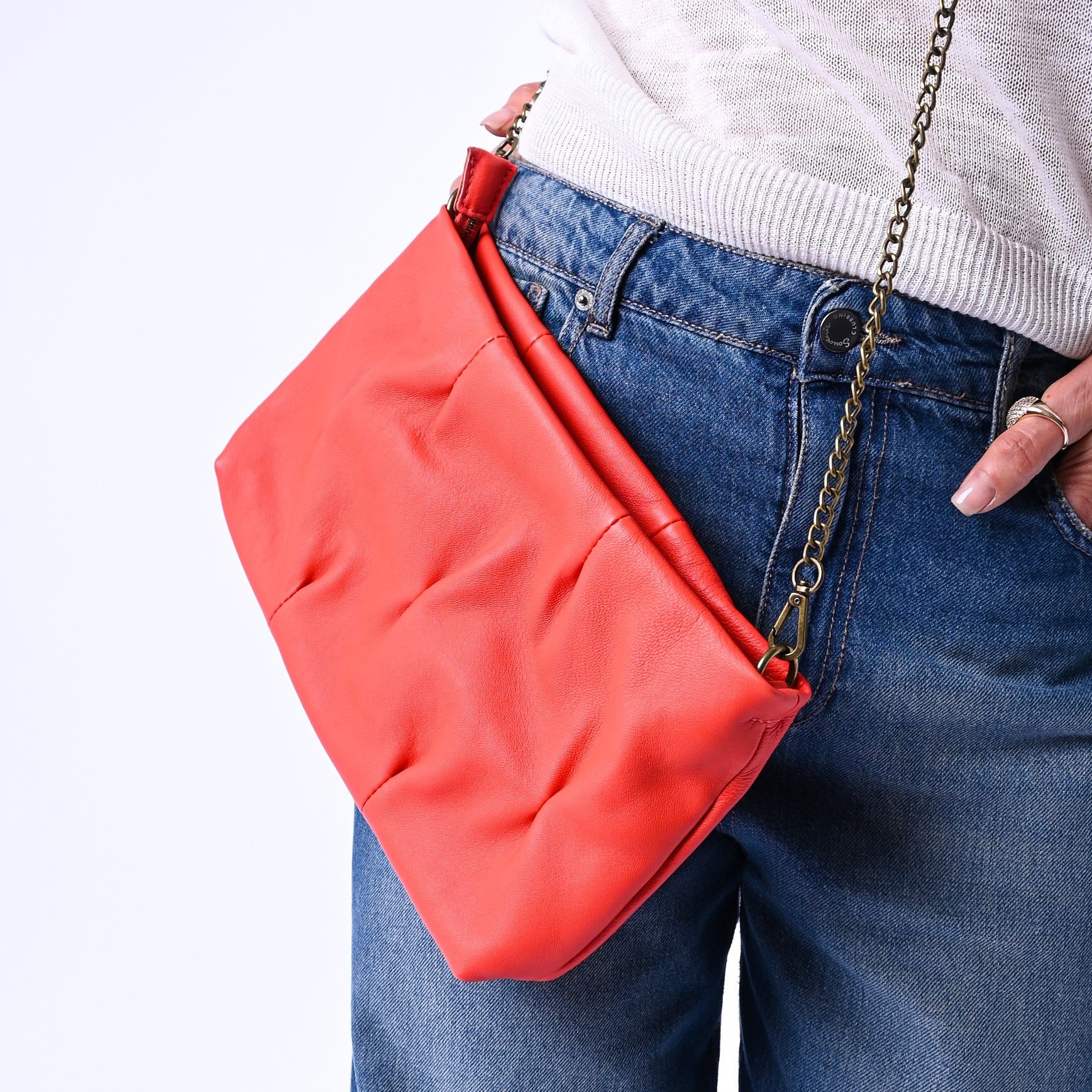 B LOVE - POCHETTE A TRACOLLA CON PINCE IN NAPPA ART.AR047 - PEONIA - Image 2