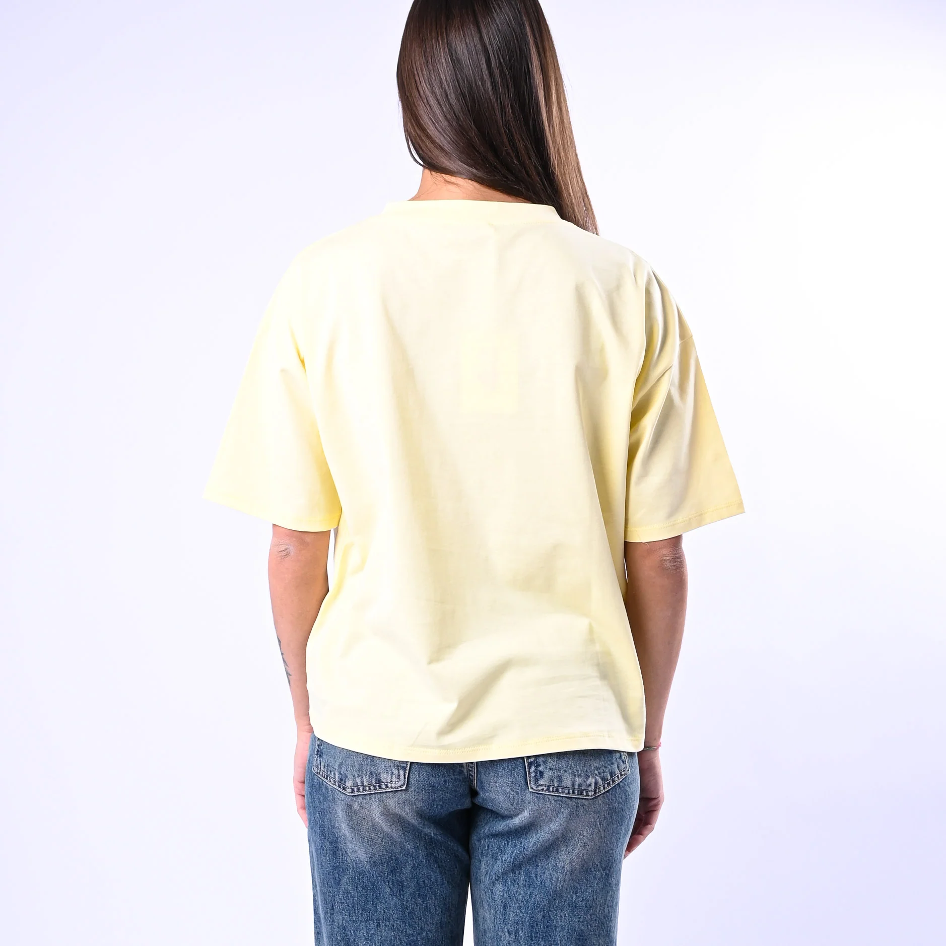 B LOVE - T-SHIRT A SCATOLA SCOLLO V ART.12001 - GIALLO - Image 4