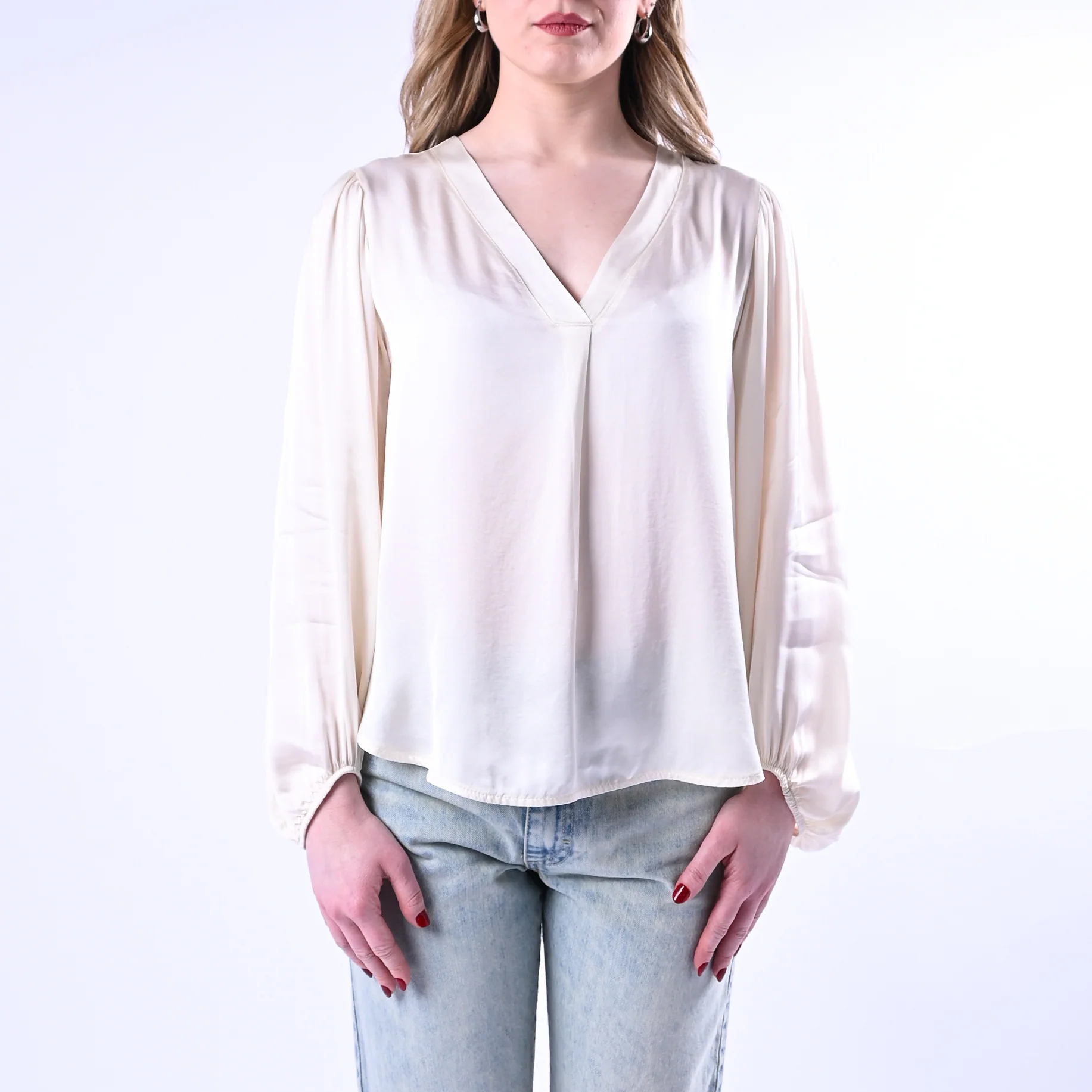 HAVEONE - BLUSA SCOLLO V IN VISCOSA ART.CWG-Q006 - BURRO - Image 2