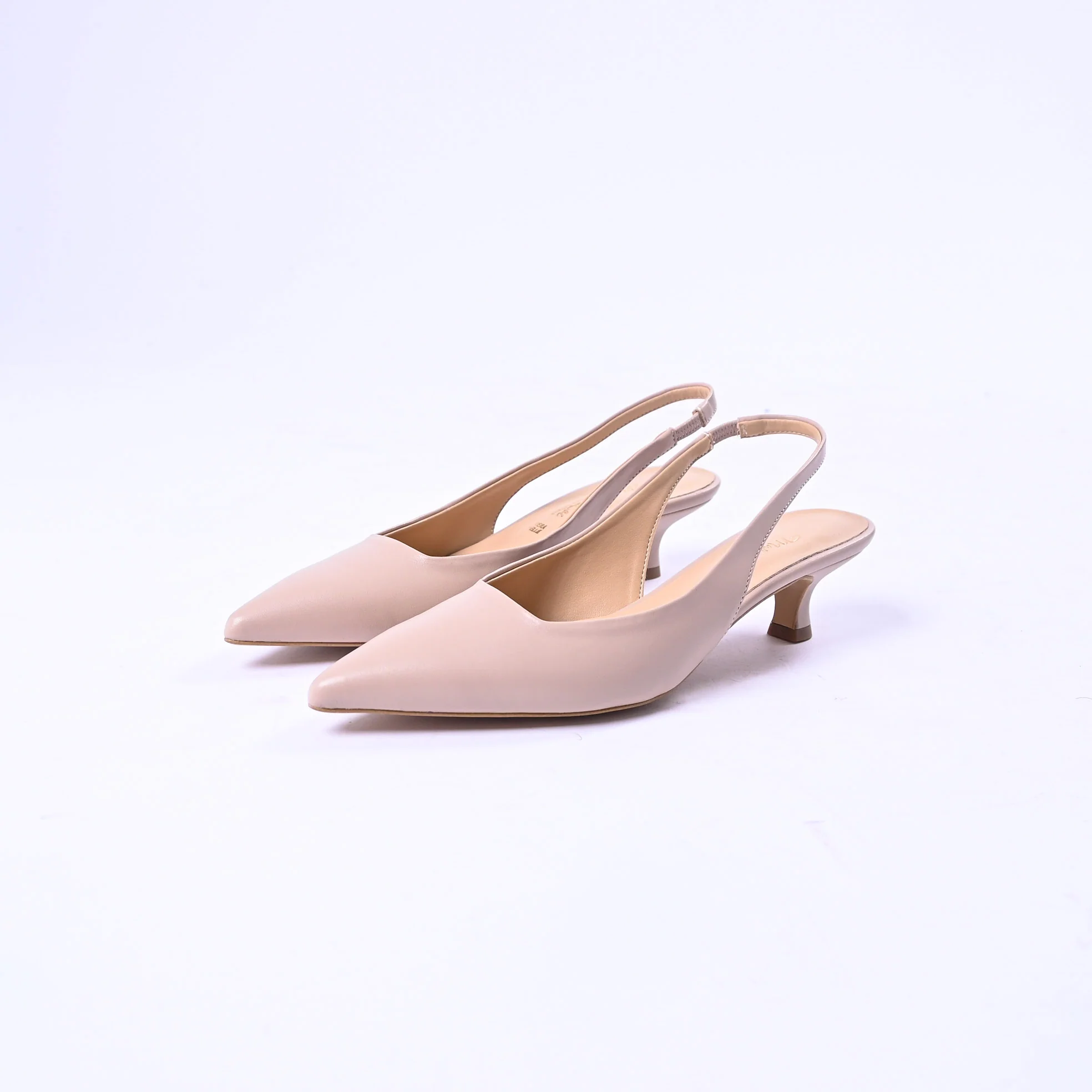 MARGOT - DECOLLETE' SPUNTATO KITTEN HEELS ART.894M002 - NUDE