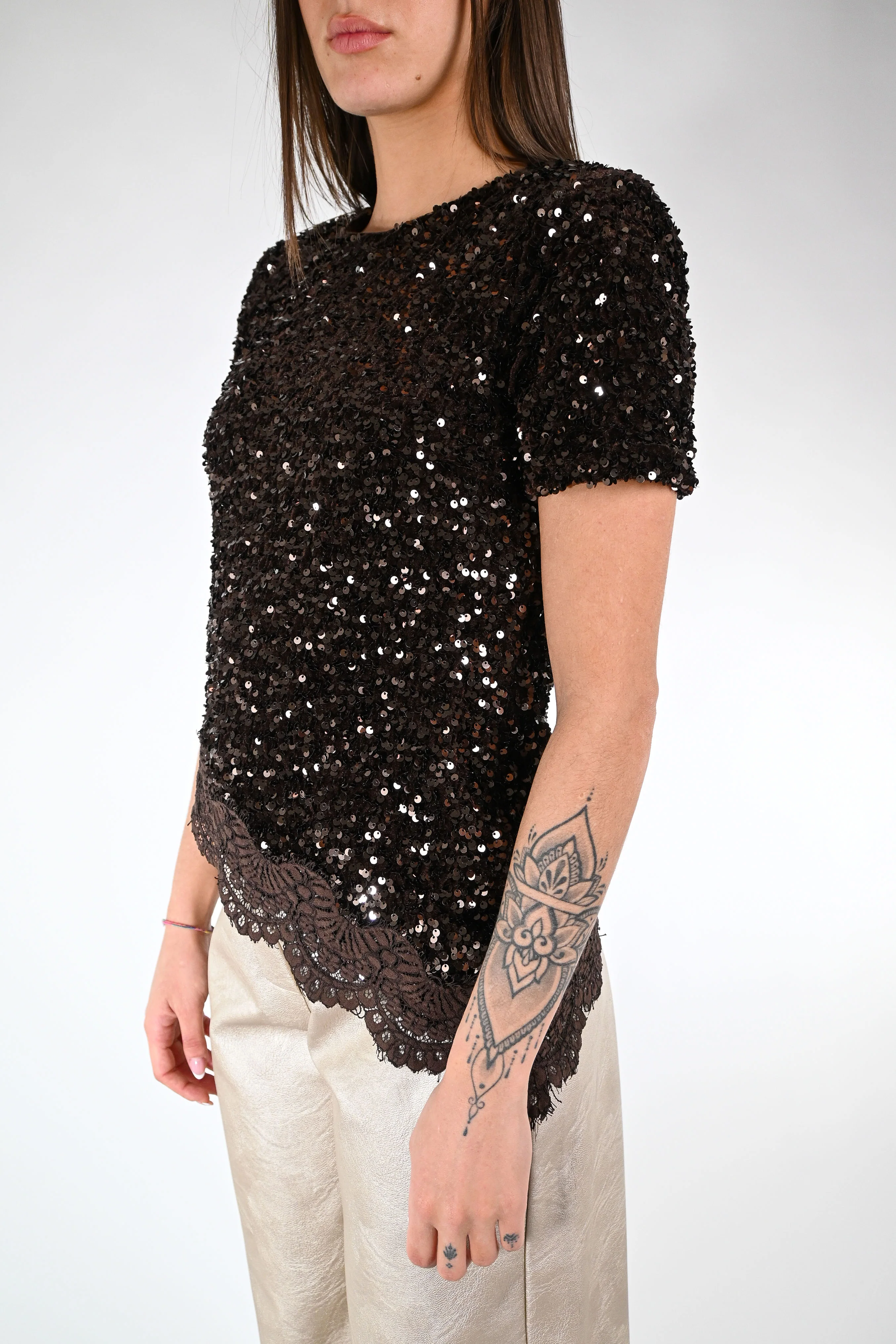 MOTEL - BLUSA PAILLETTES ASIMMETRICA+PIZZO ART.W25CC74 - MORO - Image 3