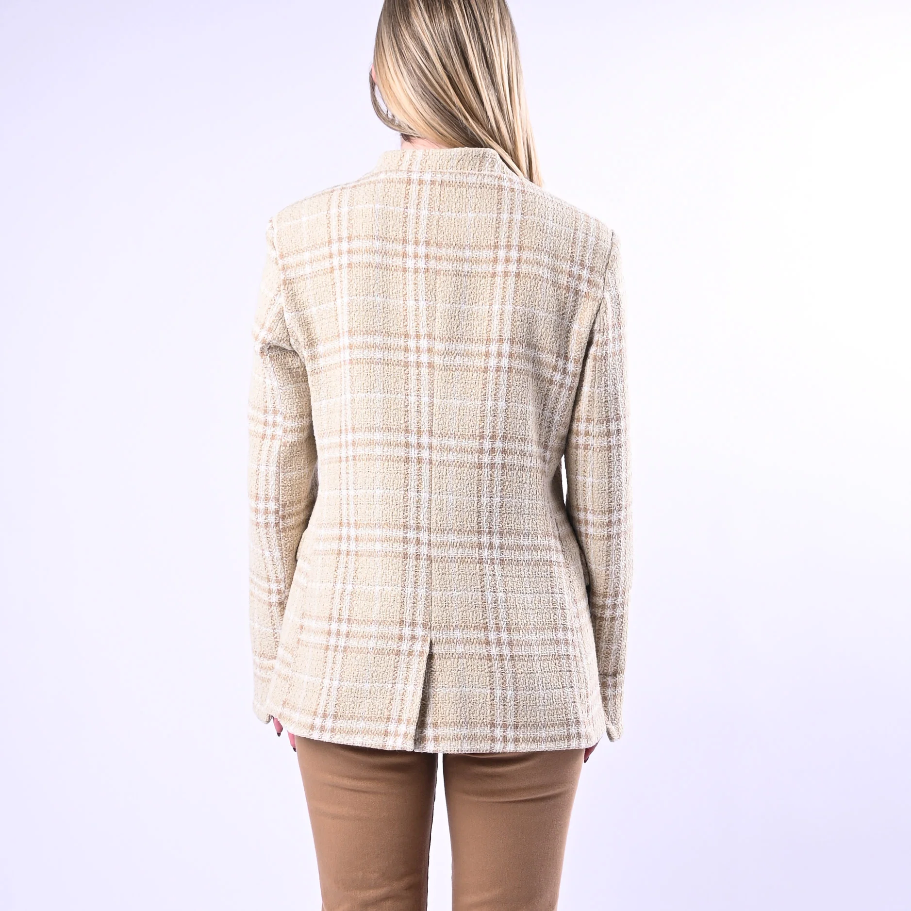 MOTEL - GIACCA CHANEL A QUADRI CON ALAMARI ART.S26J723 - BEIGE - Image 4