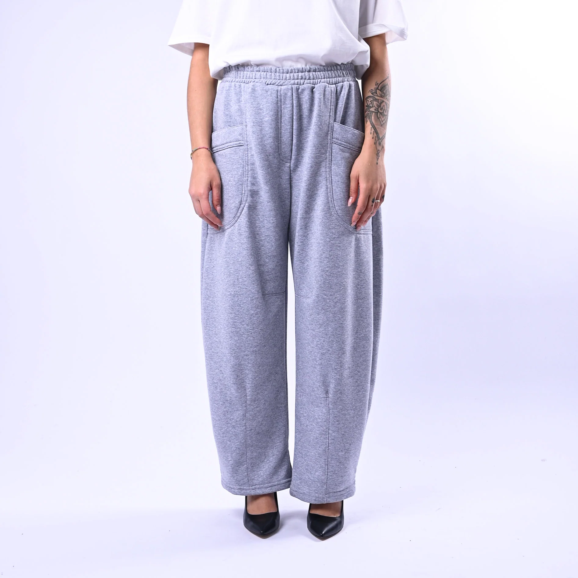 MOTEL - PANTALONE BARREL FELPA CON TASCHE ART.26P3839 - GRIGIO - Image 2