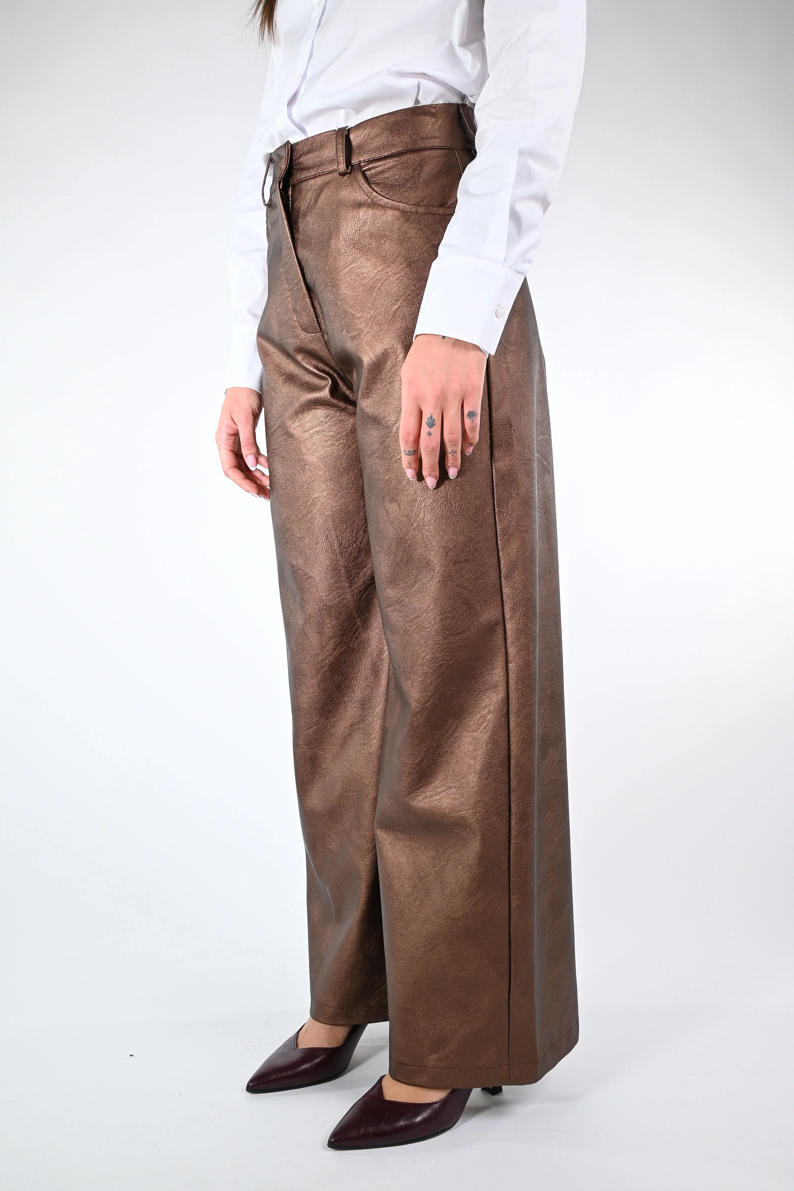 MOTEL - PANTALONE PALAZZO ECOPELLE LAMINATO ART.224223/L - BRONZO - Image 3