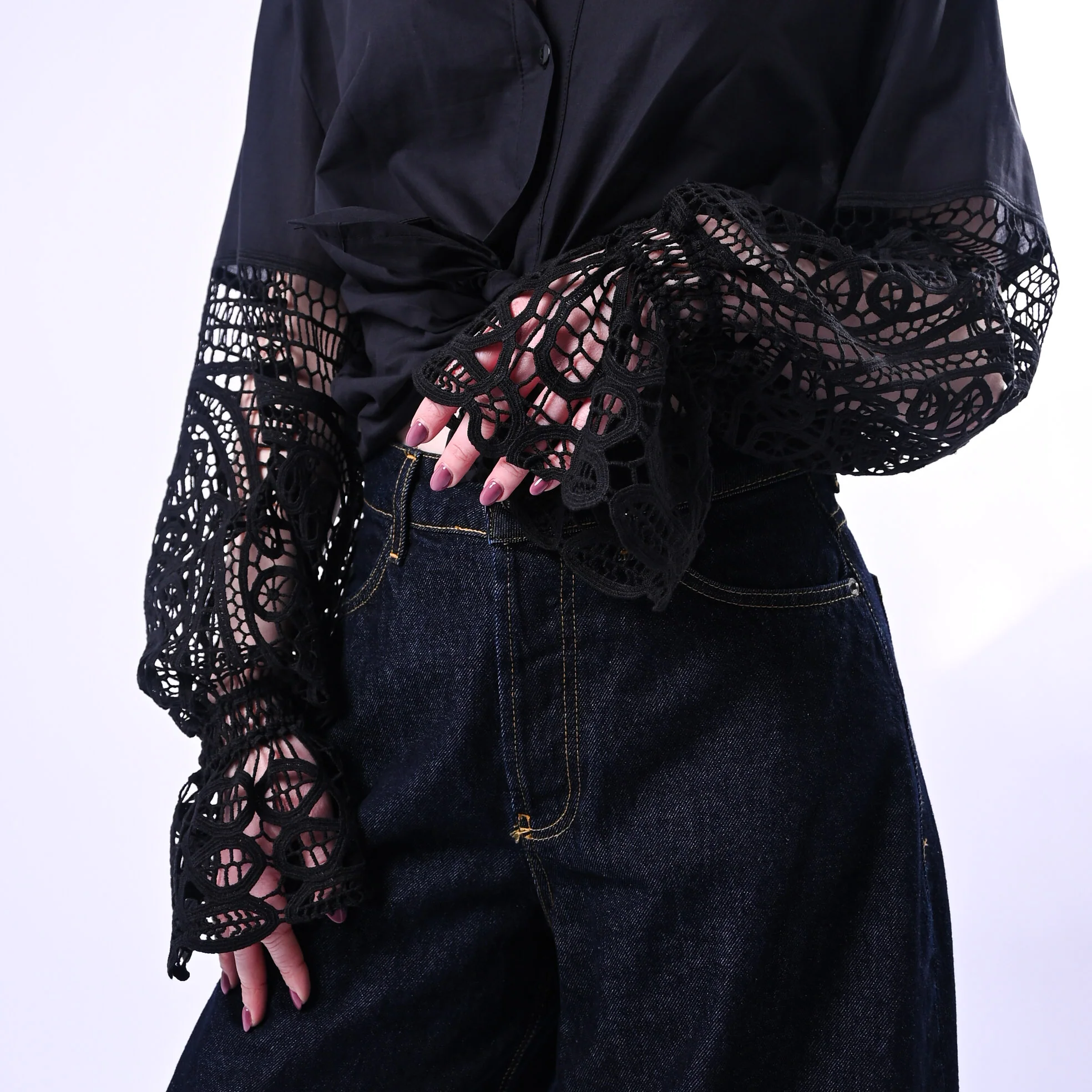 PHILIA LOFT - CAMICA MUSSOLA CON MANICHE CROCHET ART.V02A0744 - NERO - Image 5