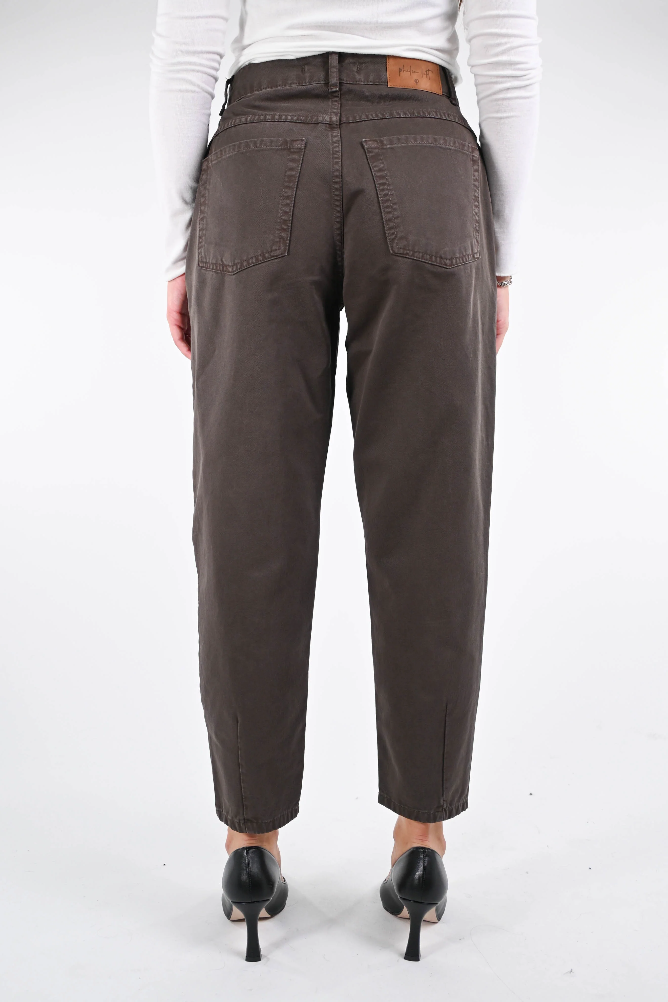 PHILIA LOFT - PANTALONE CHINOS BAGGY ART.V01O0041 - MORO - Image 3