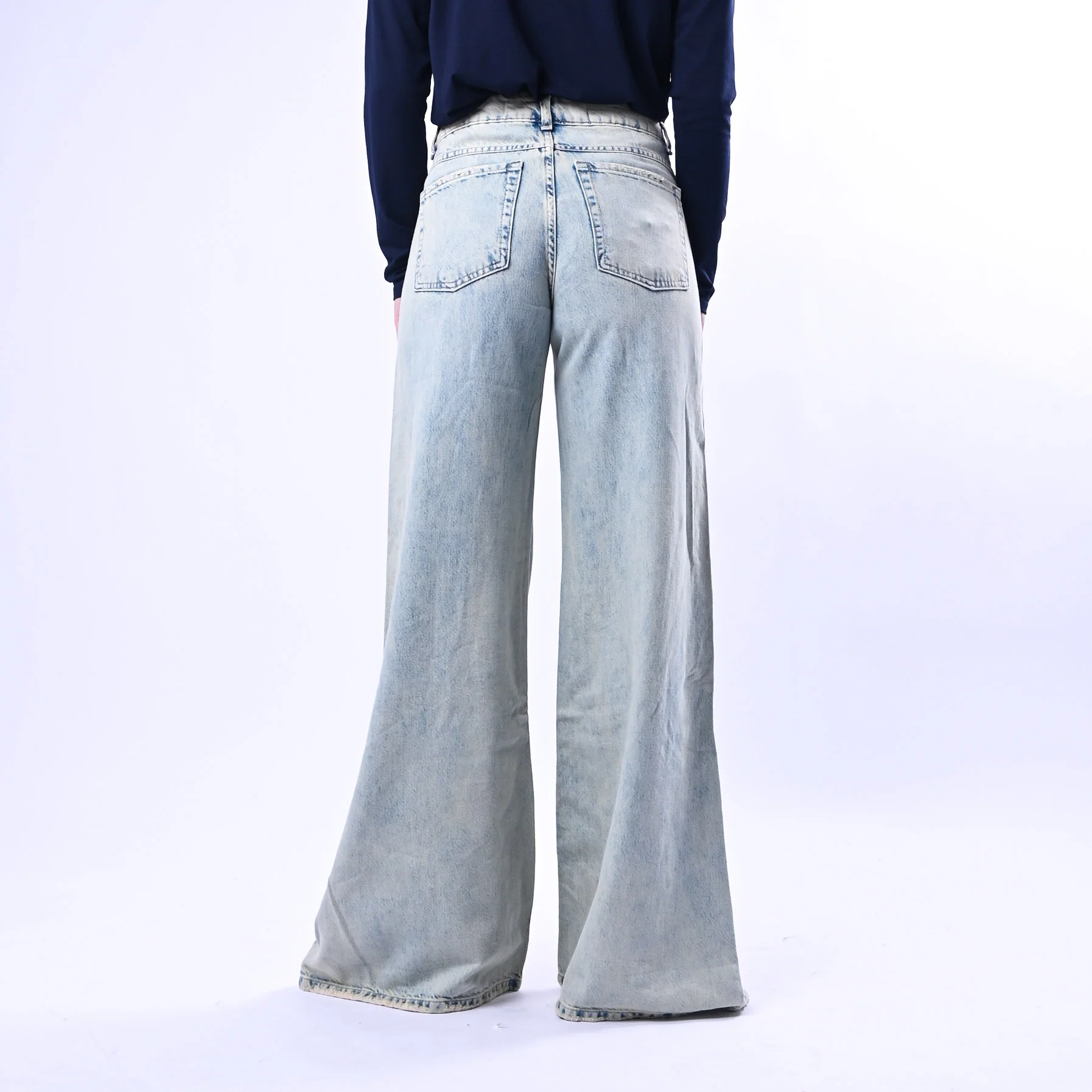 RECUPERO - JEANS FLAIR FLUIDO IN TENCEL ART.CUBIK - LAVAGGIO BLEACH - Image 4