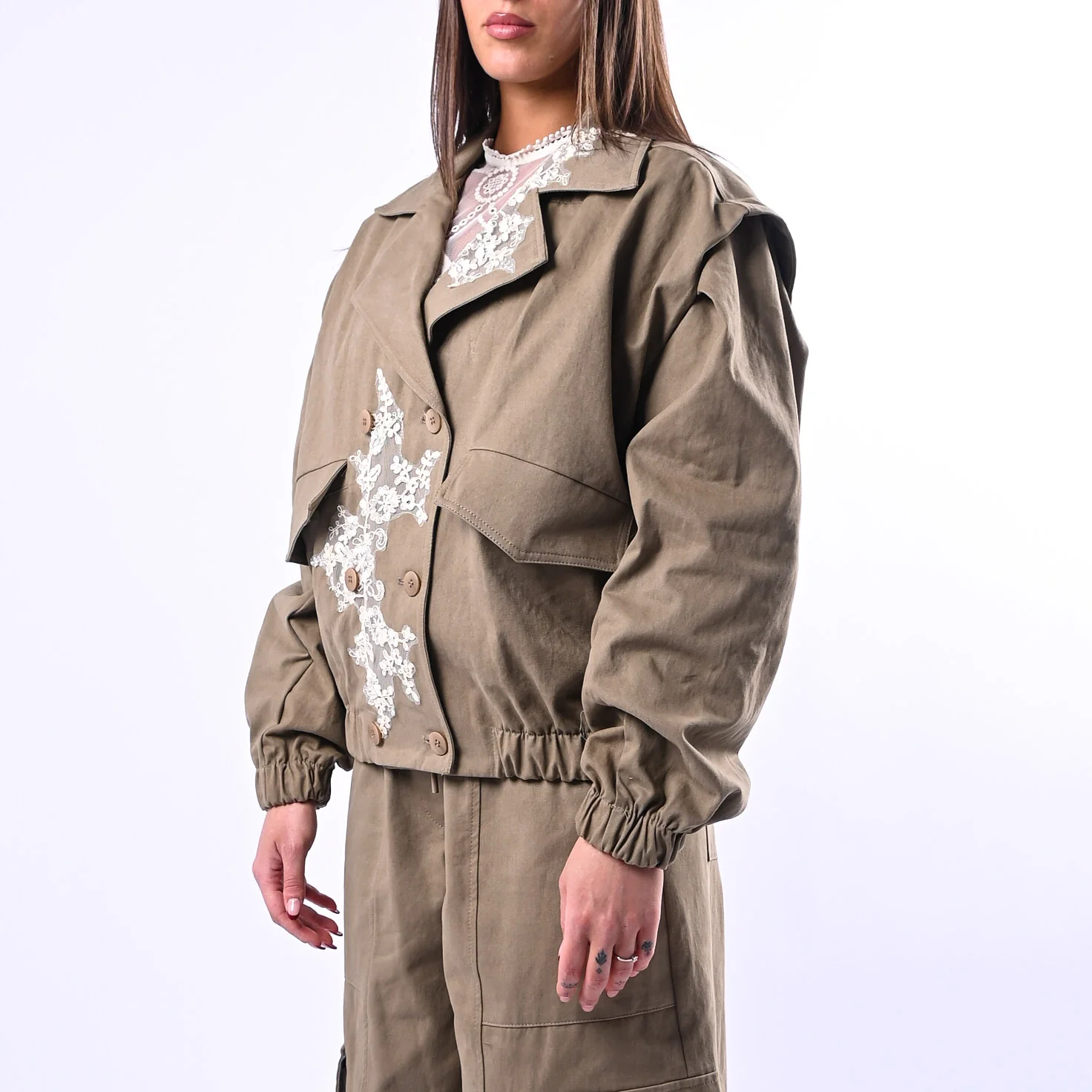 SOUVENIR - GIUBBINO CON APPLICAZIONE IN PIZZO ART.M39F0549 - COLONIALE - Image 3