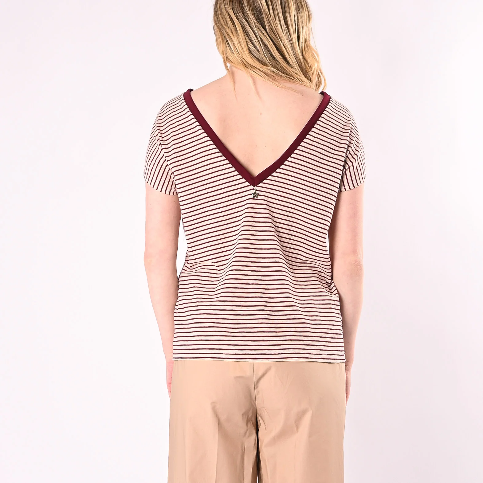 SOUVENIR - T-SHIRT RIGHE SCOLLO V DIETRO ART.M39F1419/PB - PANNA/BORDEAUX - Image 4
