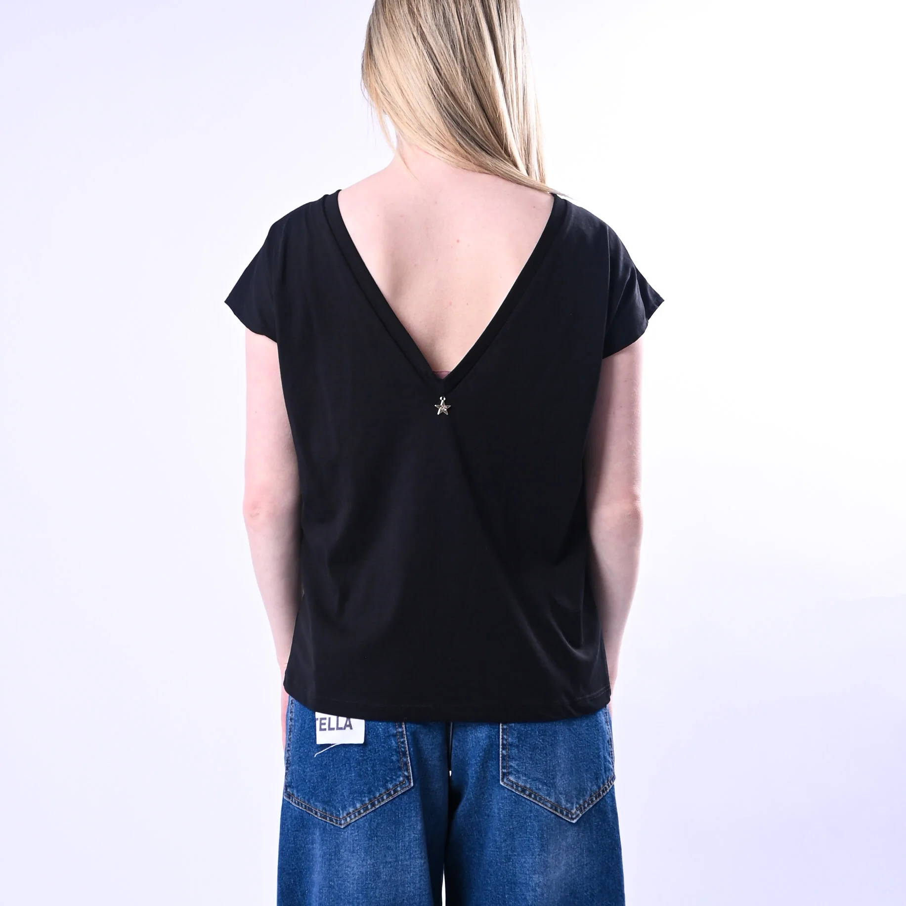 SOUVENIR - T-SHIRT SCOLLO V DIETRO ART.M39F1295/N - NERO - Image 4