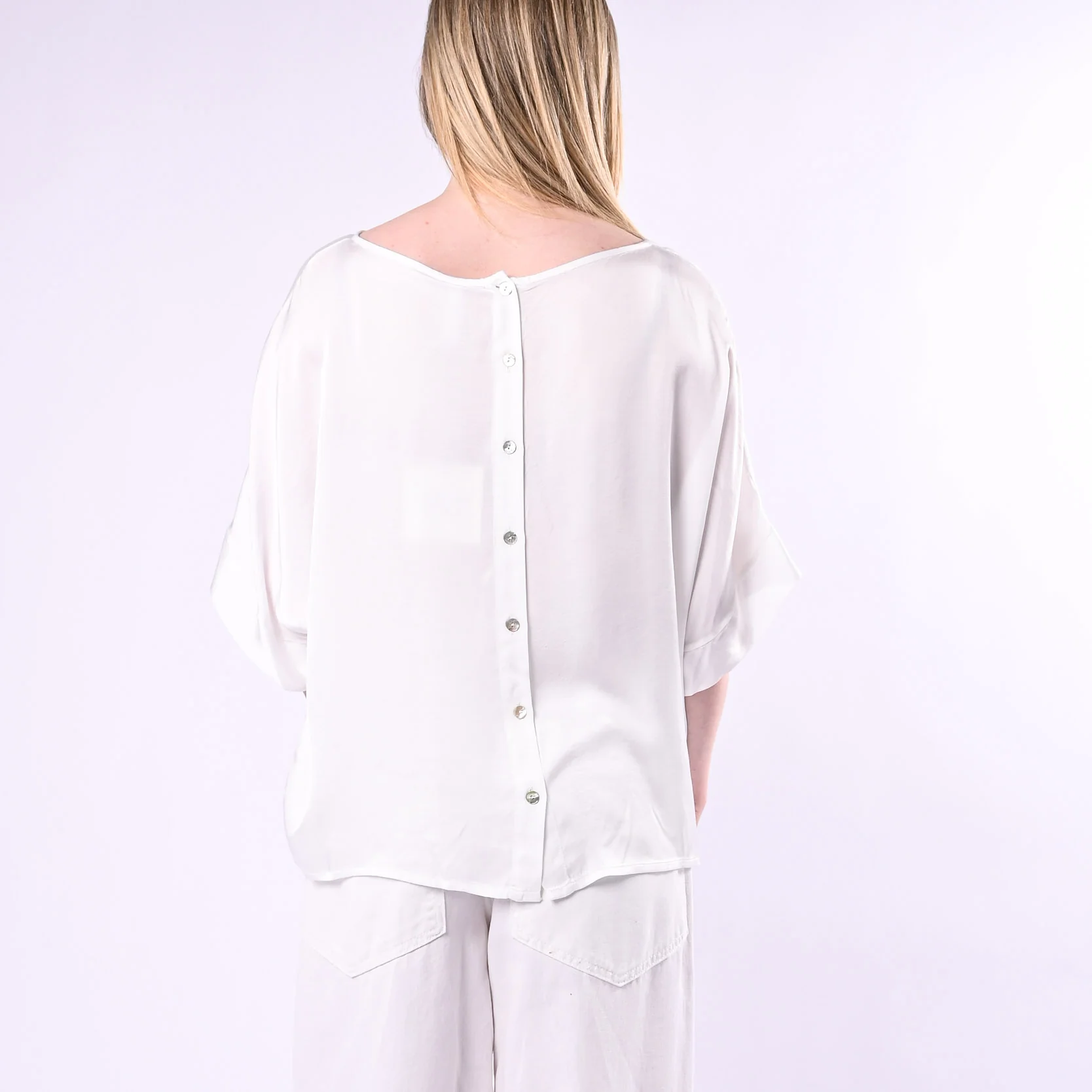 TENSIONE IN - BLUSA OVER RETRO ABBOTTONATO ART. G434B05Q/L - LATTE - Image 4
