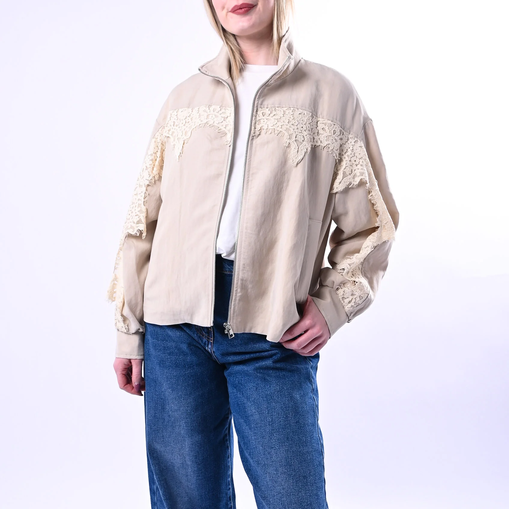 TENSIONE IN - BOMBER OVER CON INSERTI PIZZO ART.PX12977/S - SABBIA