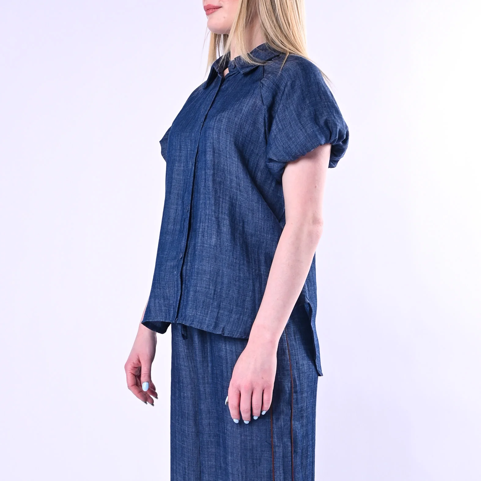 TENSIONE IN - CAMICIA IN CHAMBRAY MEZZA MANICA A SBUFFO ART. S26CE09/B - BLU - Image 4