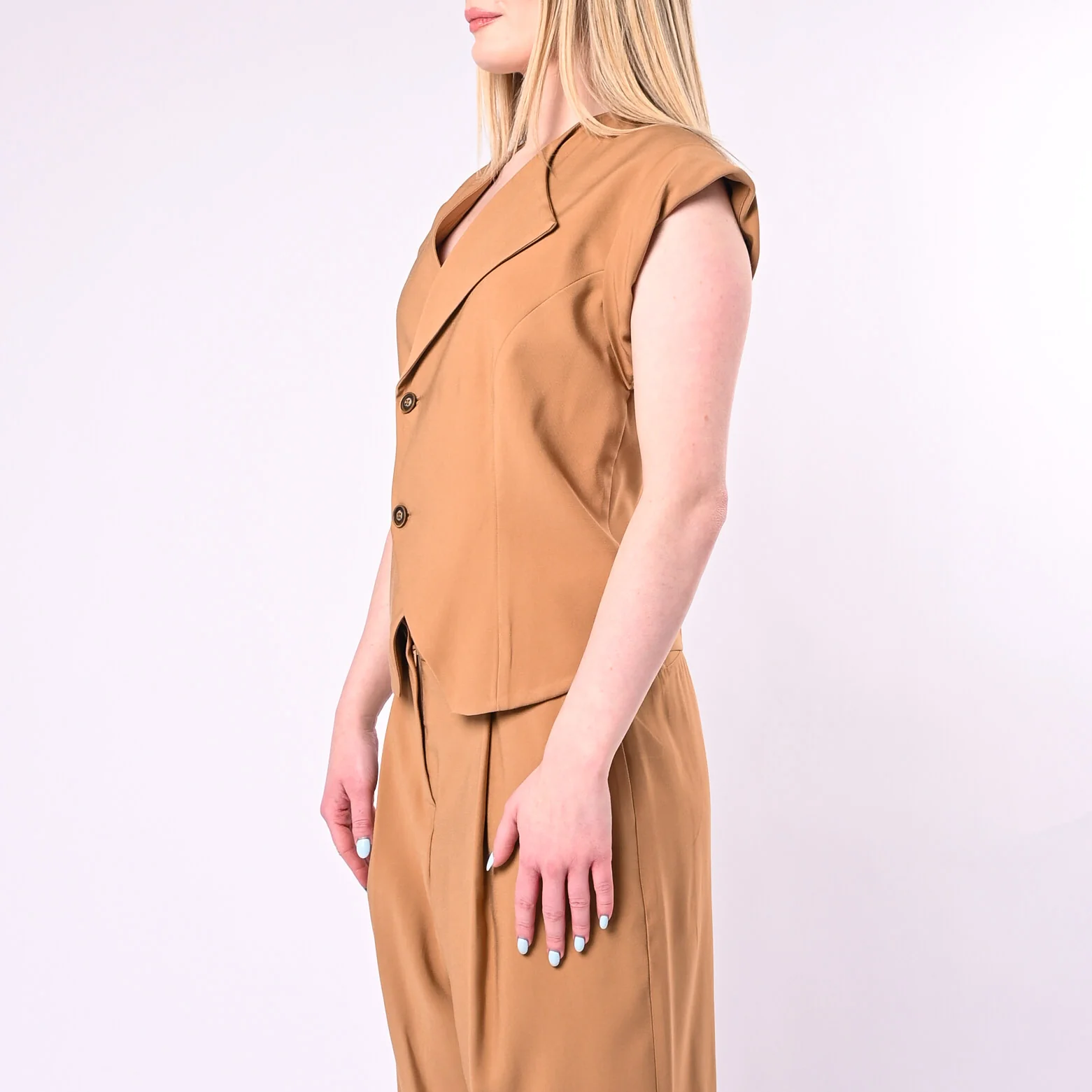 TENSIONE IN - GILET CON BAVERO ASIMMETRICO ART. 26D4720/C - CAMMELLO - Image 4