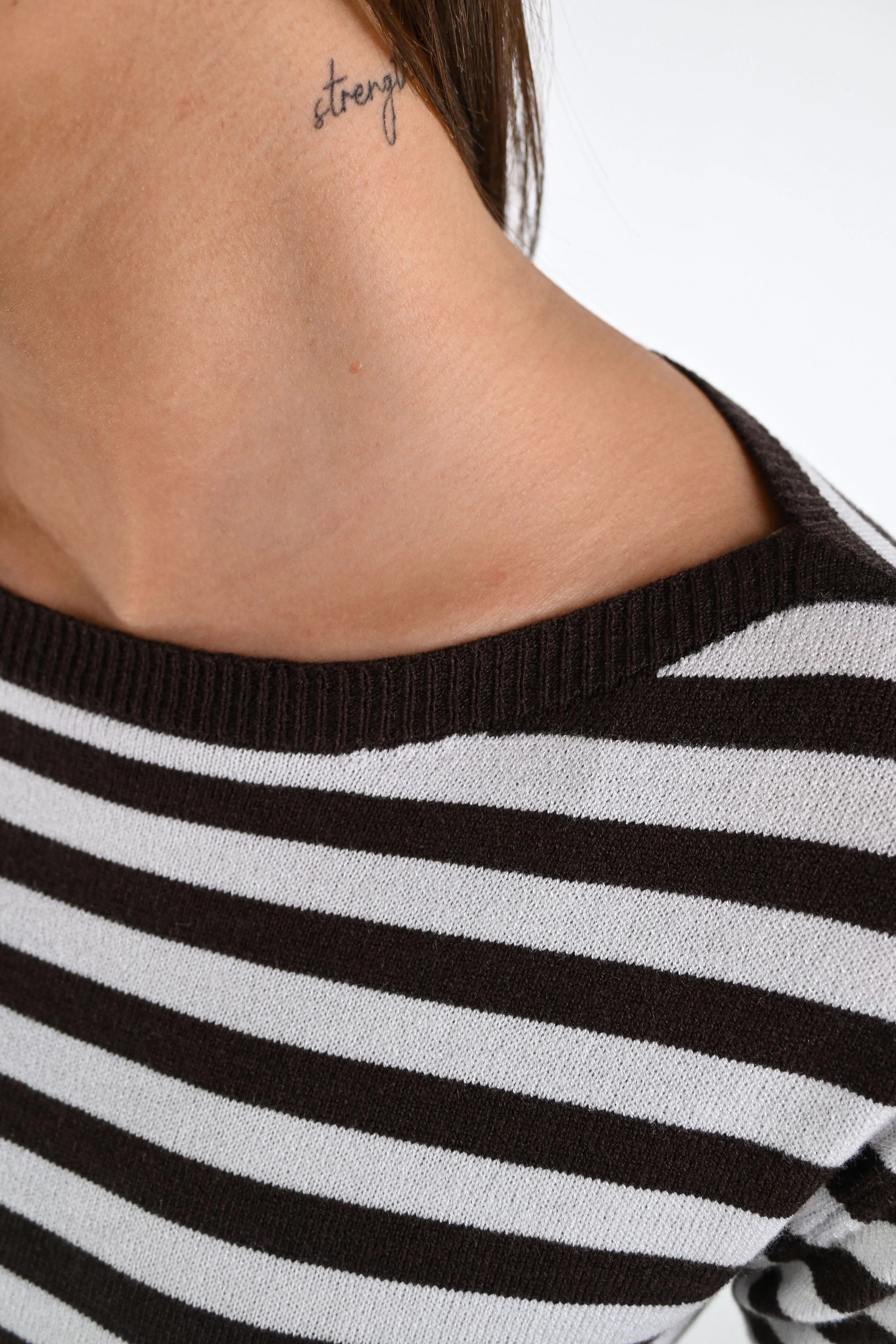TENSIONE IN - MAGLIA A RIGHE IN VISCOSA ART.26075 - MORO/LATTE - Image 5
