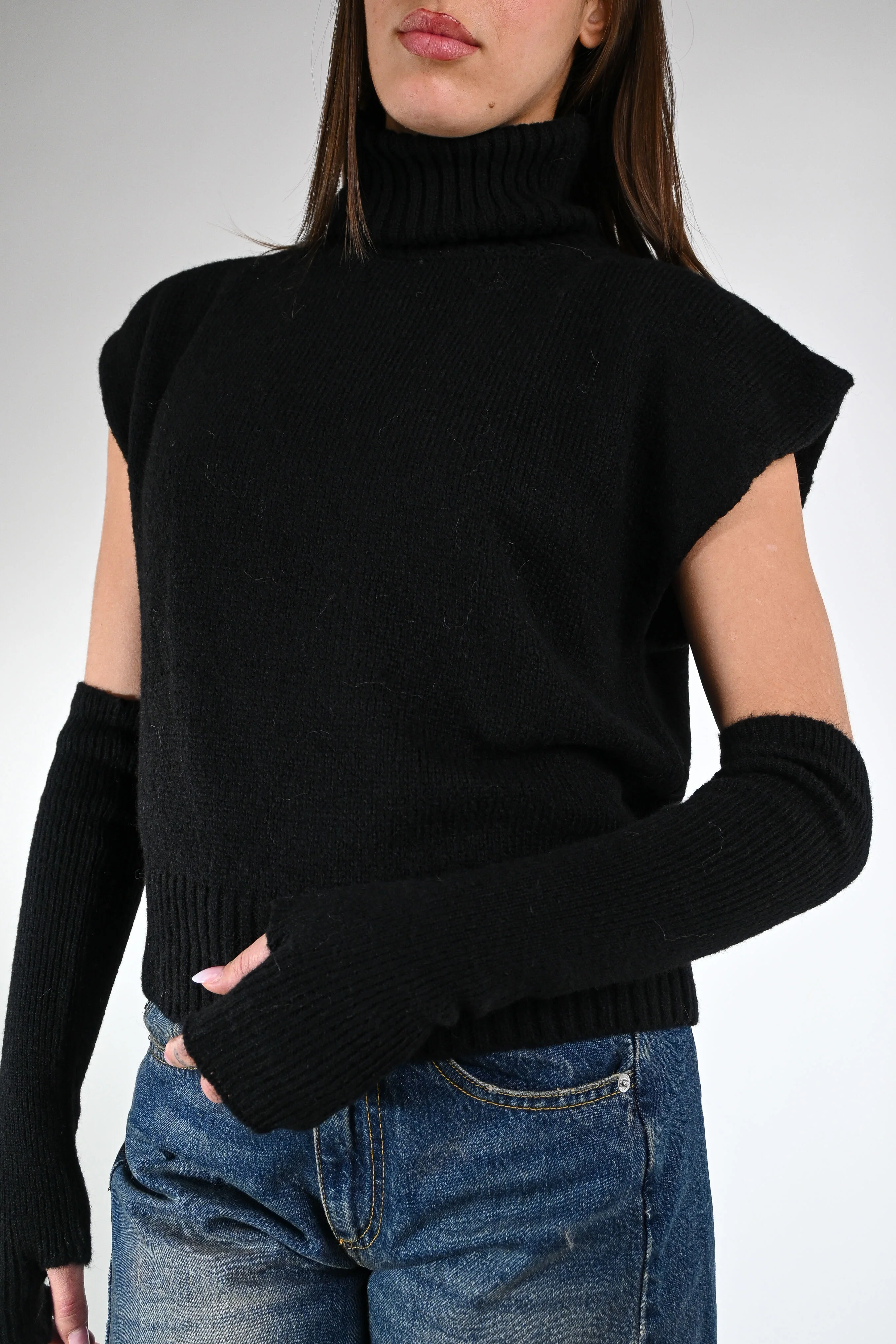 TENSIONE IN - MAGLIA/GILET DOLCEVITA+MANICOTTI ART.T32A373 - NERO - Image 5