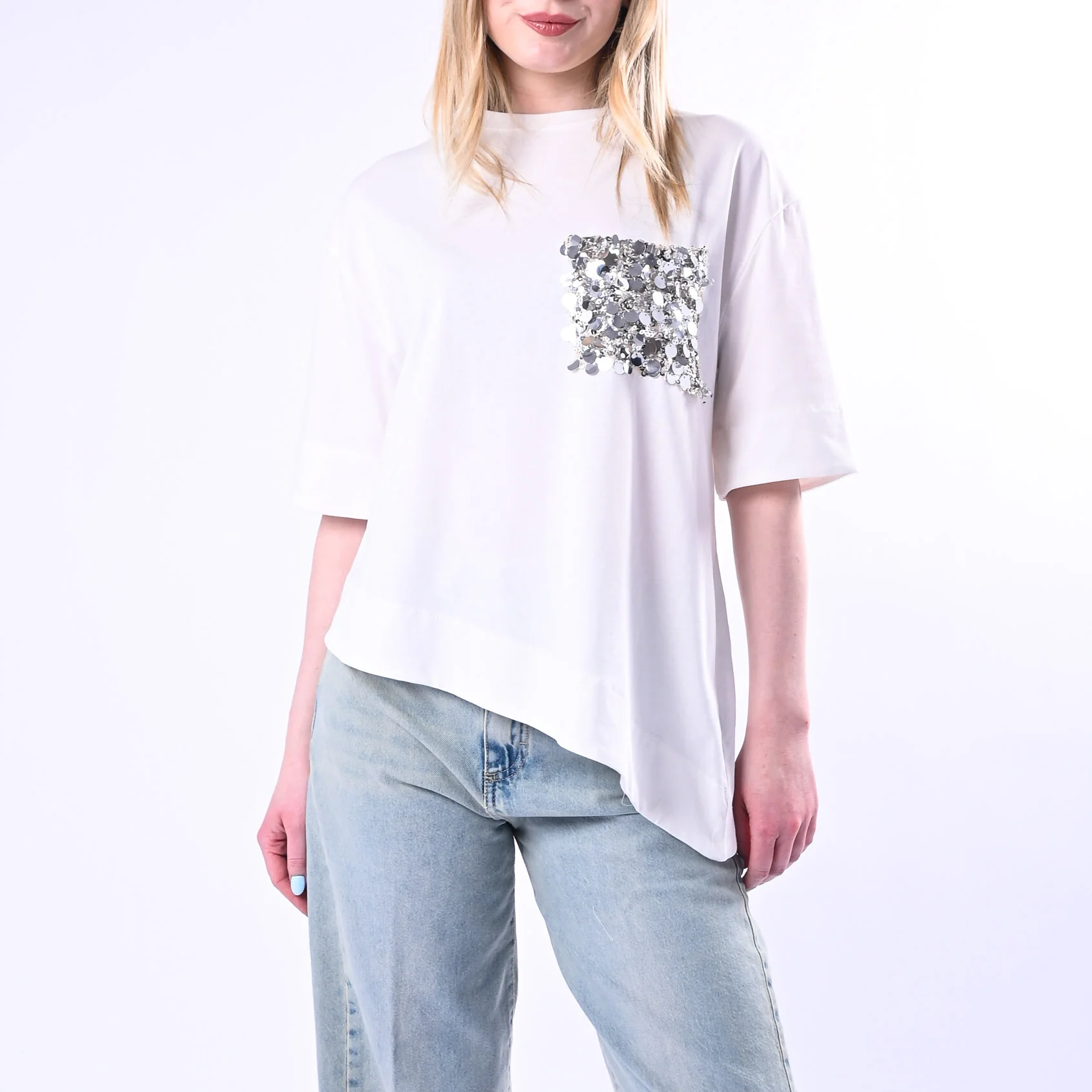 TENSIONE IN - T-SHIRT ASIMMETRICA CON TASCA PAILLETTES ART.260194/P - PANNA - Image 2