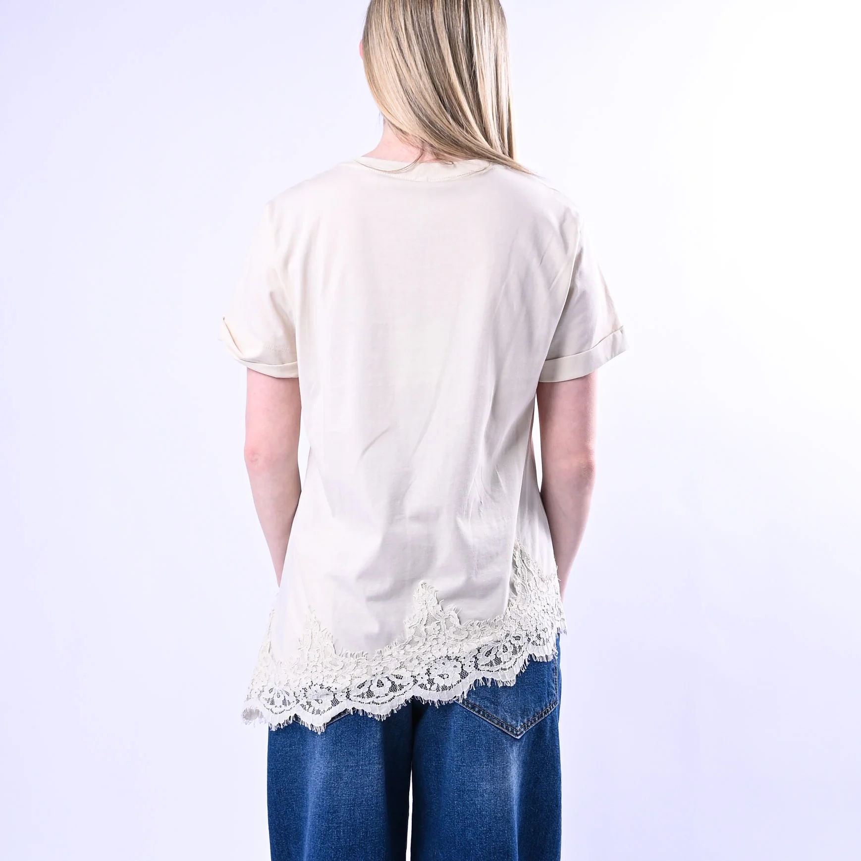 TENSIONE IN - T-SHIRT ASSIMMETRICA CON PIZZO ART.S26MA79/BU - BURRO - Image 3