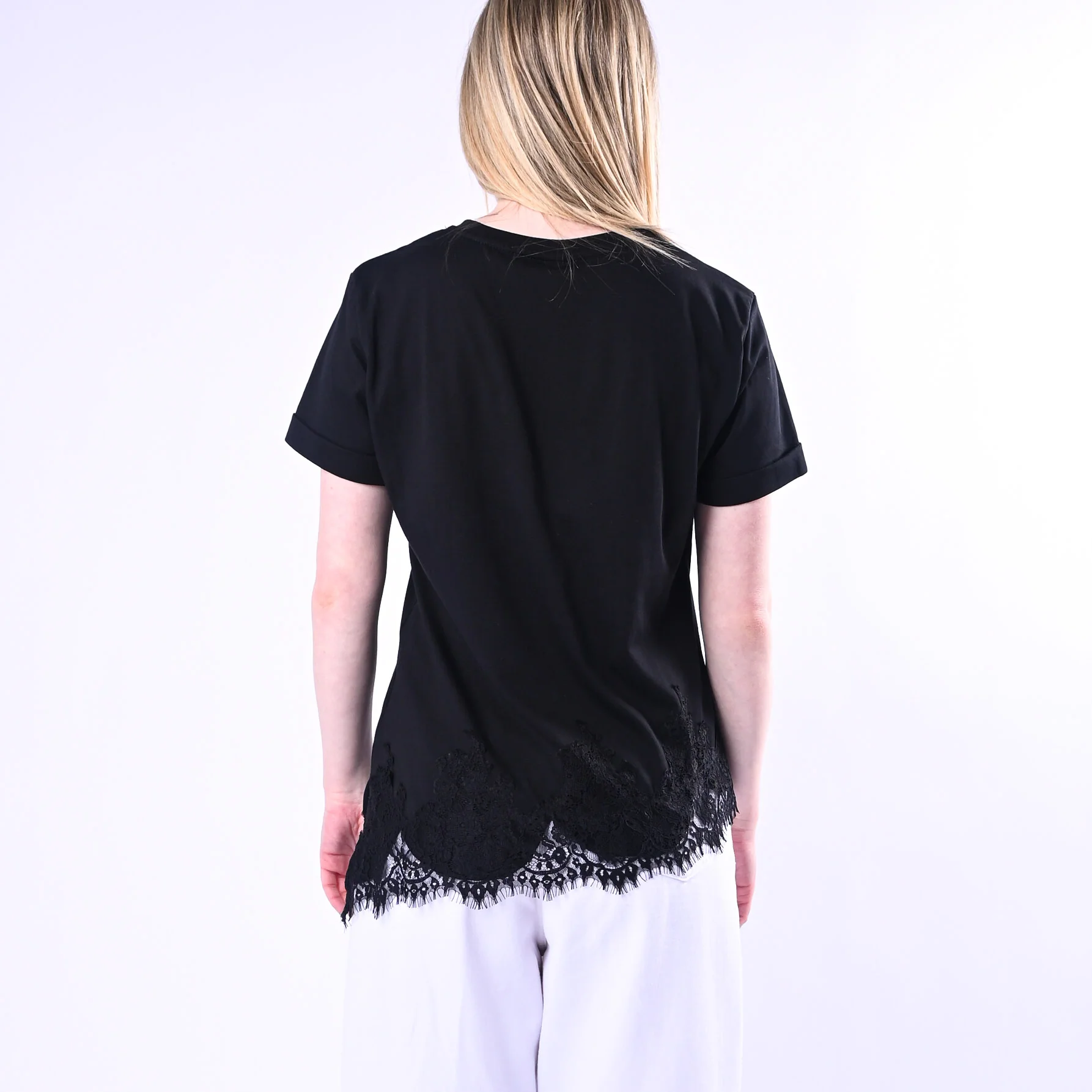 TENSIONE IN - T-SHIRT ASSIMMETRICA CON PIZZO ART.S26MA79/N - NERO - Image 4