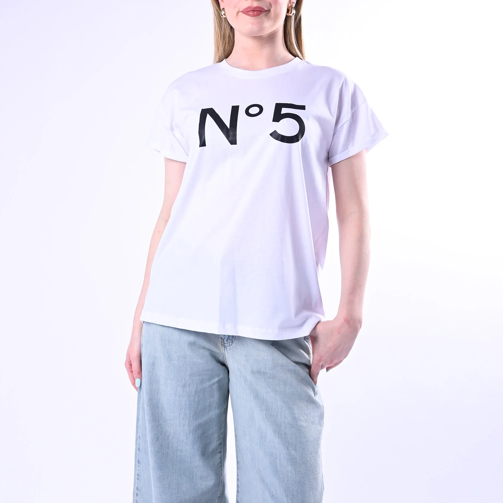 TENSIONE IN - T-SHIRT STAMPA N°5 ART.26M4385/PN - PANNA/NERO
