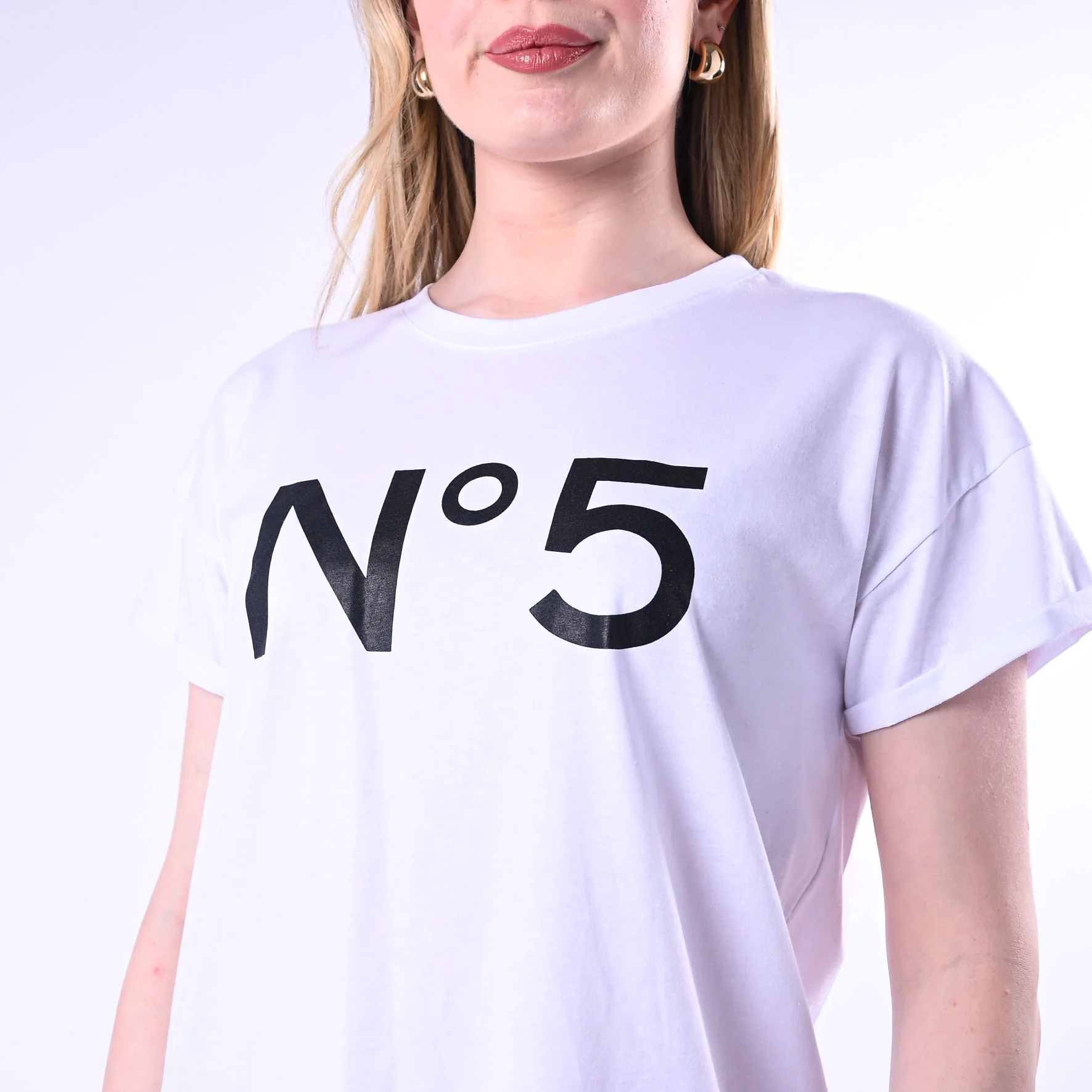 TENSIONE IN - T-SHIRT STAMPA N°5 ART.26M4385/PN - PANNA/NERO - Image 4