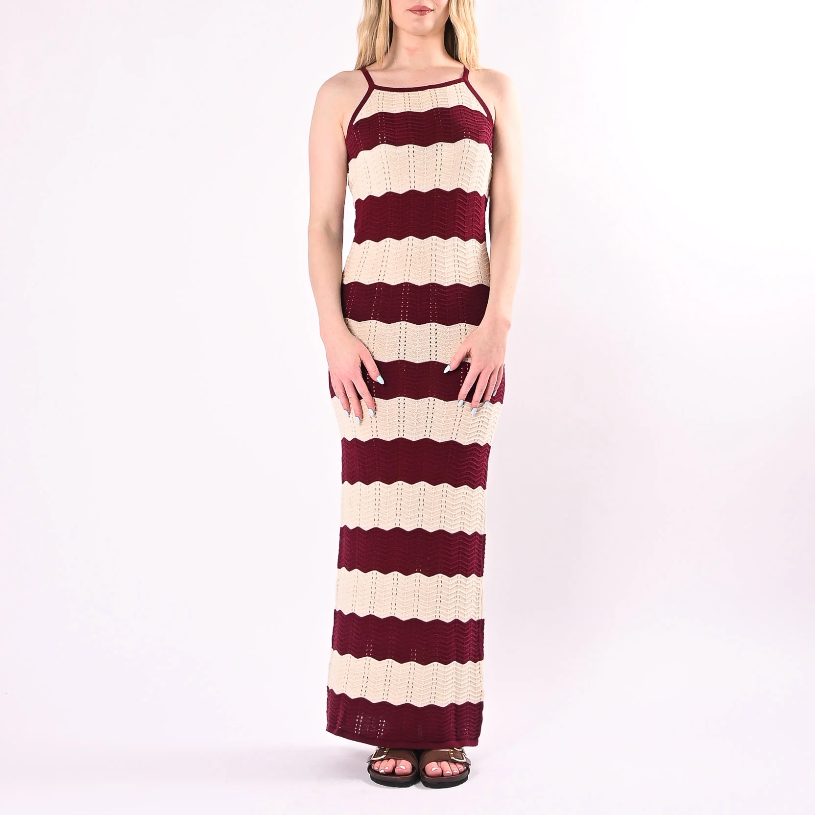 VICOLO - ABITO CROCHET A RIGHE SCOLLO AMERICANA ART. 7AB7095/PB - PANNA/BORDEAUX - Image 2