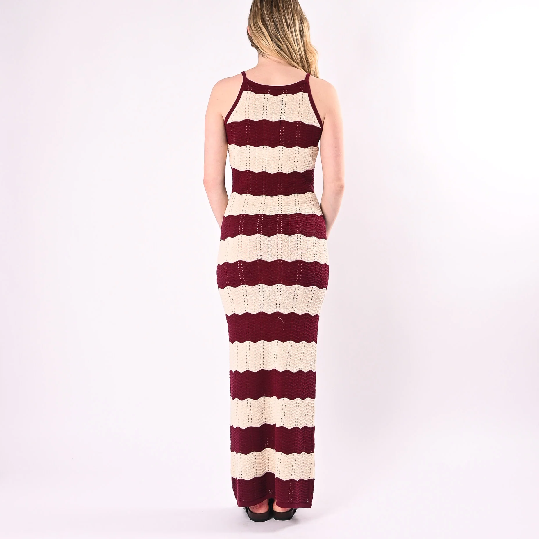 VICOLO - ABITO CROCHET A RIGHE SCOLLO AMERICANA ART. 7AB7095/PB - PANNA/BORDEAUX - Image 4