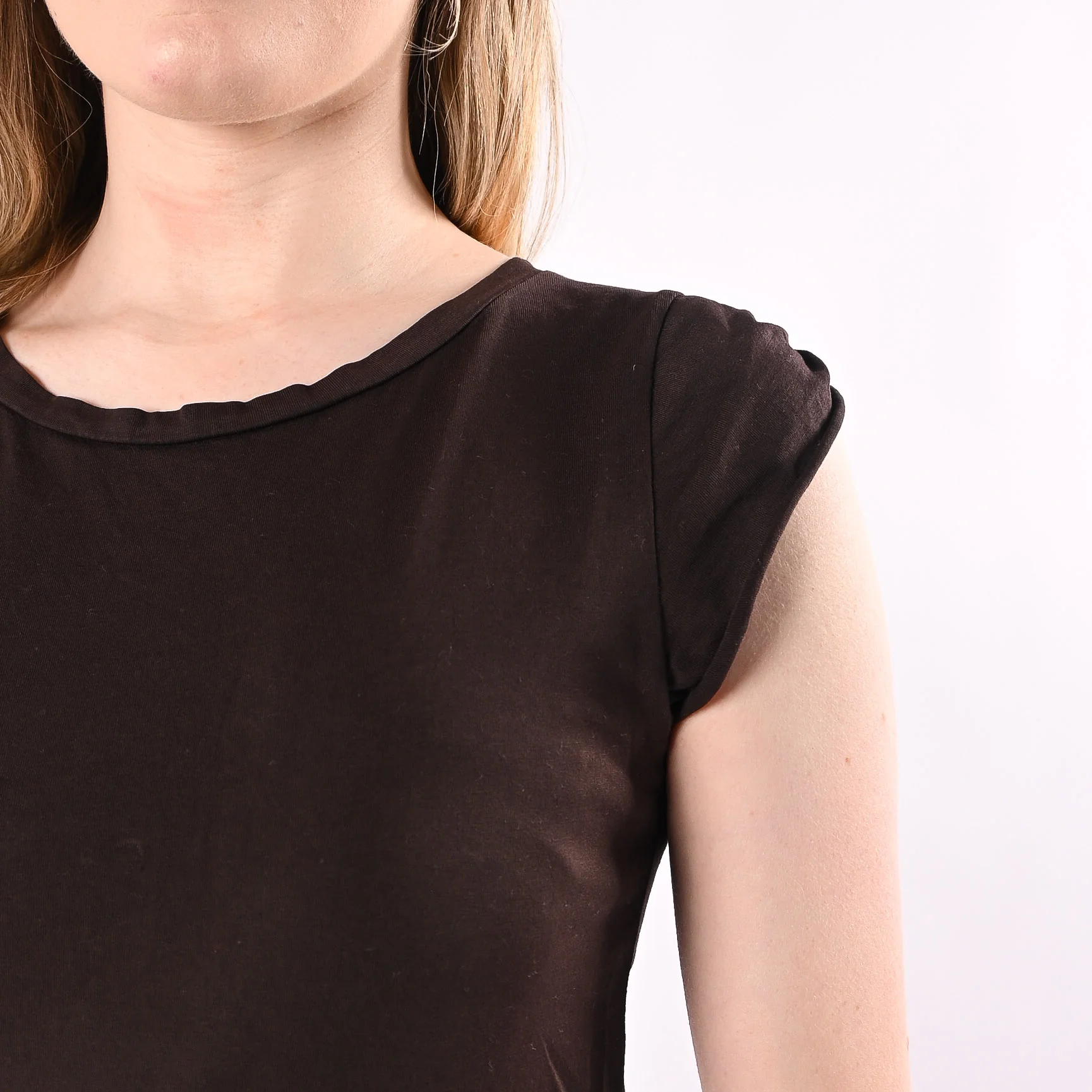 VICOLO - T-SHIRT GIROCOLLO MANICA ALETTA ART. UAB0323/M - MORO - Image 5