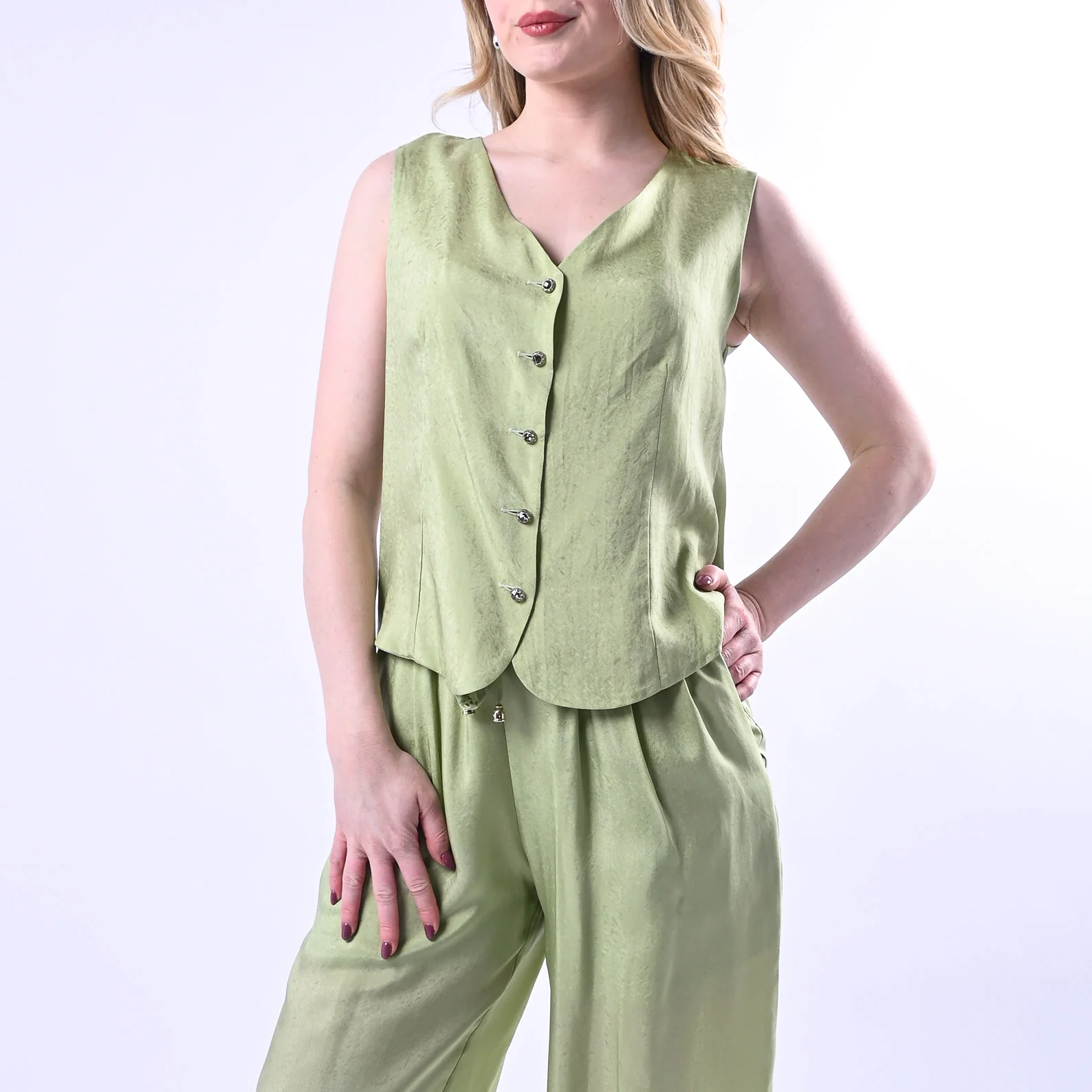 WU'SIDE - GILET FLUIDO CON BOTTONI GIOIELLO ART.26293 - SALVIA - Image 2